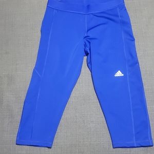 Adidas medium compression capri leggings